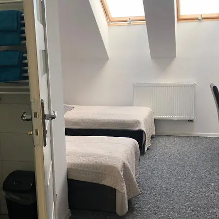 Ostoja فندق مبيت وإفطار مورونغ