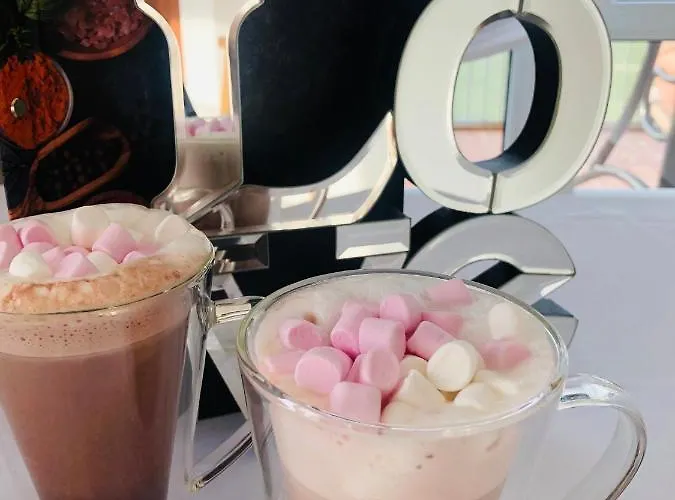 Ostoja Bed & Breakfast 3*